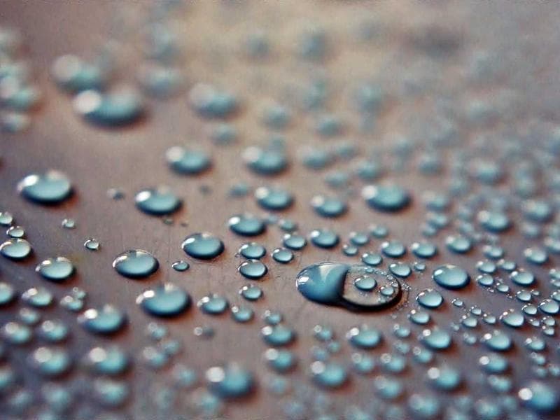 Deluxe sea-view room at Hulhulé Island Hotel at sunset