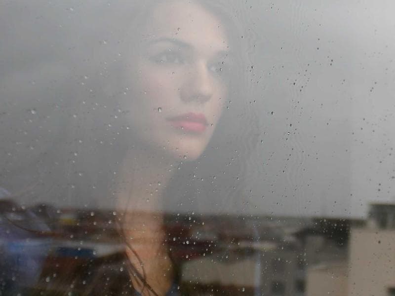 Traditional Maldivian dining room with lacquer-ware and woven mats