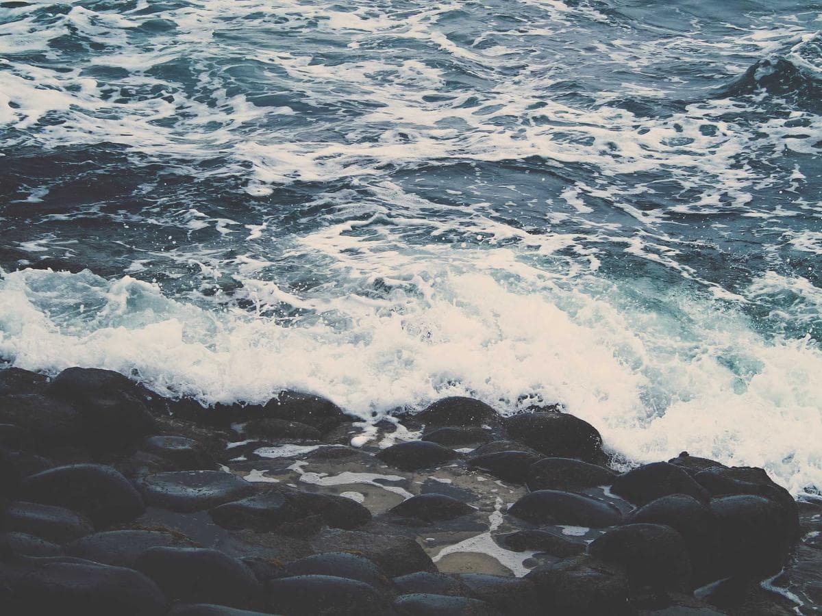 Maagiri Beach Suite private terrace opening directly onto Ras Faru sand